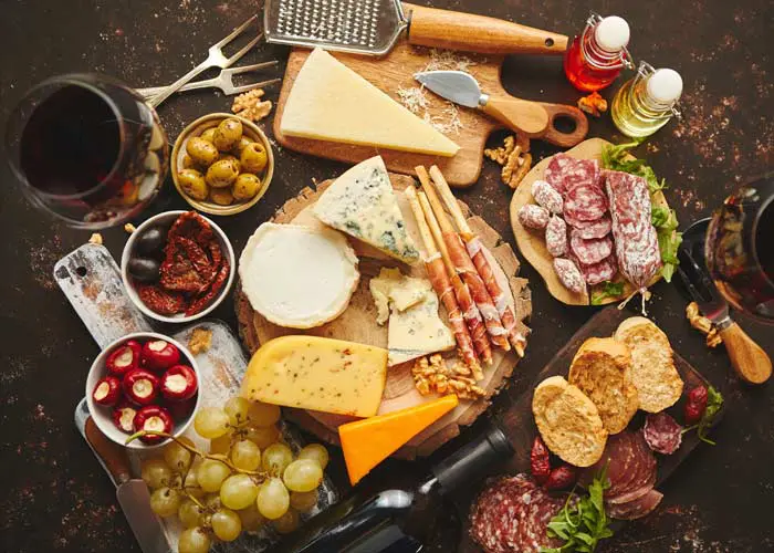 Wholesale-deli
